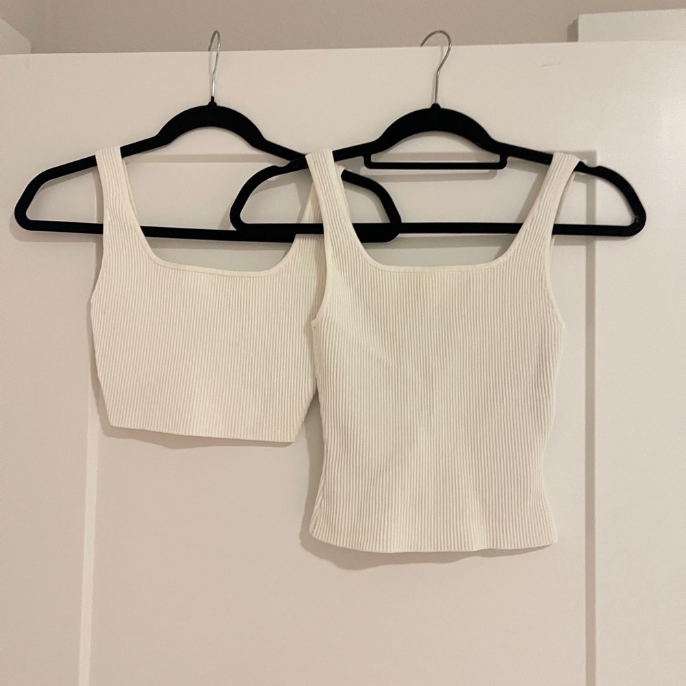 TWO WHITE ARITZIA BABTON Sculpt Knit Squareneck Tanks